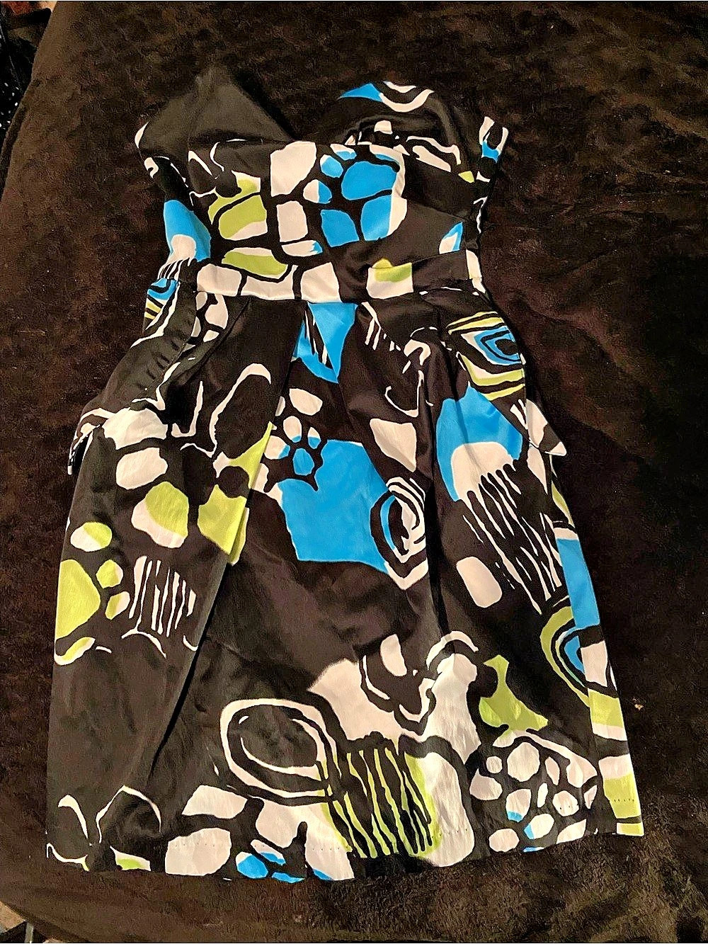 s n ay Abstract Mini Dress in Black & Blue Like New